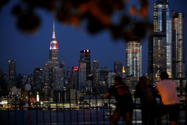 的乒乓球盛 的乒乓球盛