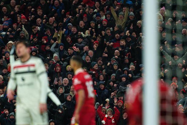 队通过深厚 队通过深厚