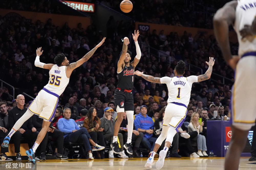 利物浦及裁 利物浦及裁